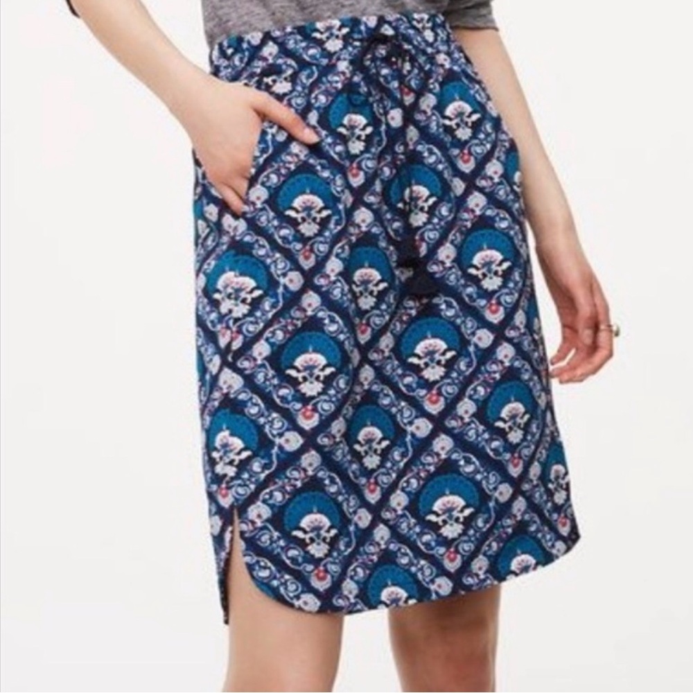 LOFT Navy Floral Pencil Skirt​ - Small